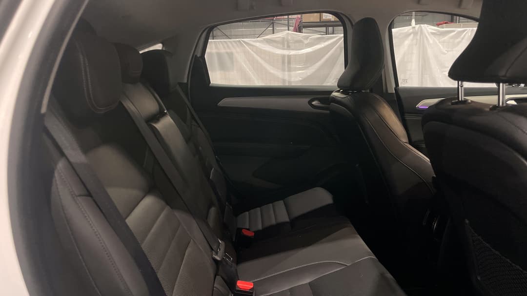 2022 Renault Arkana Intens, Automatic, 49154 km, Right Side Rear Door Cabin View