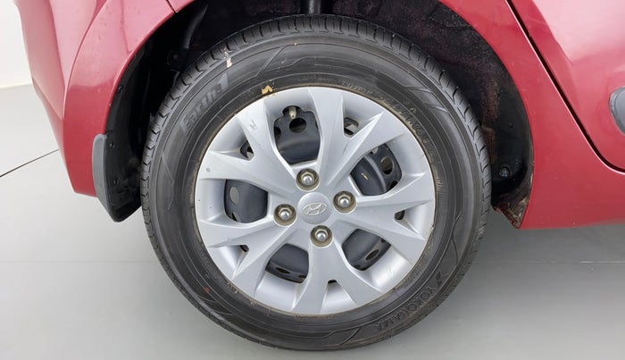 2015 Hyundai Grand i10 SPORTZ 1.2 KAPPA VTVT, Petrol, Manual, 76,153 km, Right Rear Wheel