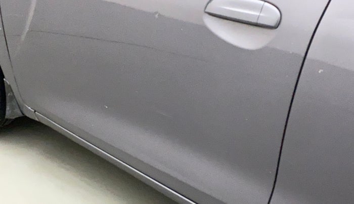 2018 Hyundai NEW SANTRO MAGNA CNG, CNG, Manual, 62,096 km, Front passenger door - Slightly dented