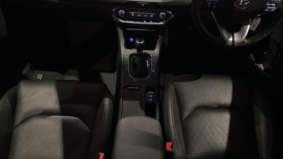 2022 Hyundai i30 Active, Automatic, 42217 km, Center Console