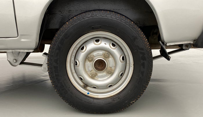2014 Maruti OMNI E 8 STR, Petrol, Manual, 27,323 km, Left Rear Wheel