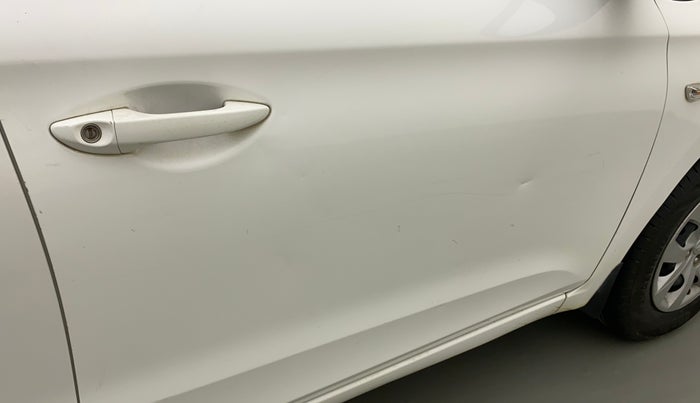 2019 Hyundai Elite i20 MAGNA PLUS 1.4 CRDI, Diesel, Manual, 60,699 km, Driver-side door - Slightly dented