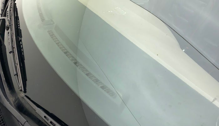 2019 Hyundai Elite i20 MAGNA PLUS 1.4 CRDI, Diesel, Manual, 60,699 km, Front windshield - Minor spot on windshield