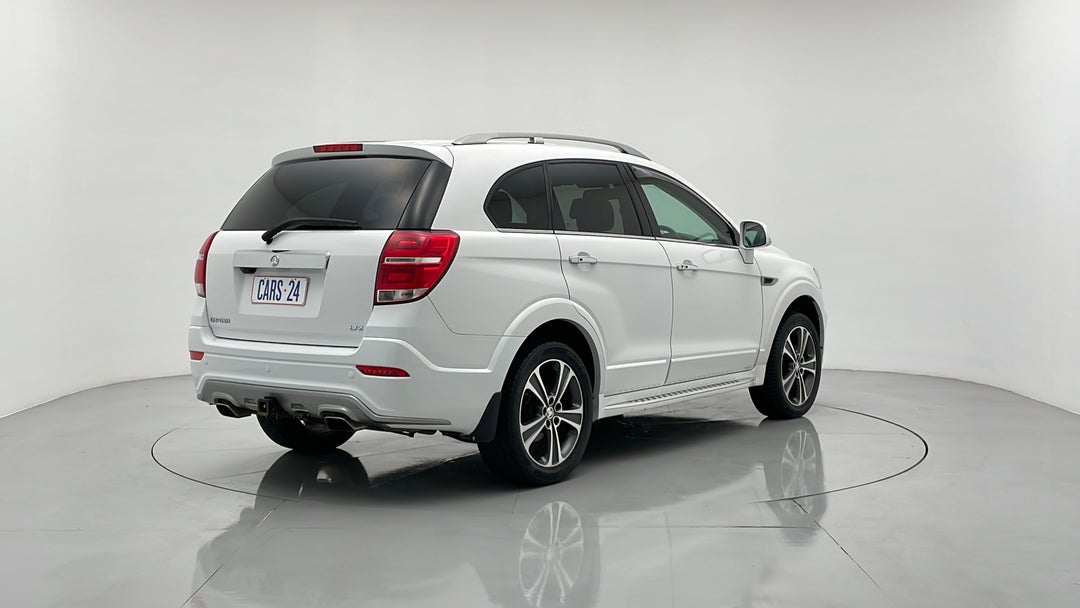 Right Back Diagonal (45- Degree) View