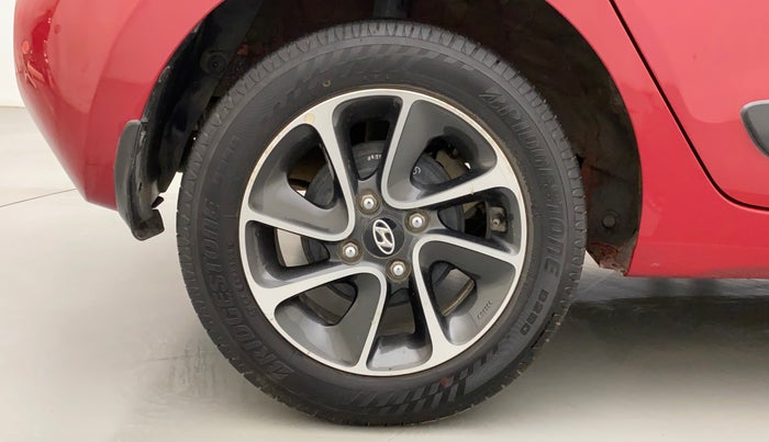 2017 Hyundai Grand i10 SPORTZ AT 1.2 KAPPA VTVT, Petrol, Automatic, 47,167 km, Right Rear Wheel