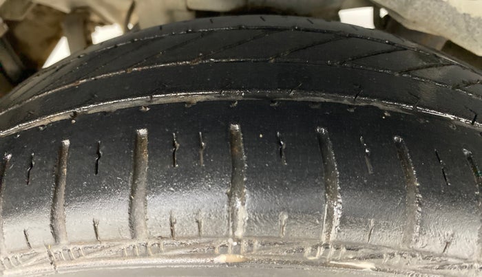 2012 Hyundai Santro Xing GLS PLUS AUDIO, Petrol, Manual, 71,036 km, Right Rear Tyre Tread