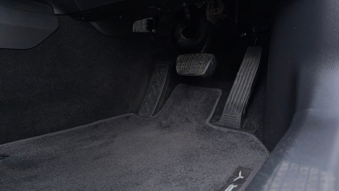 Pedals and Footmat