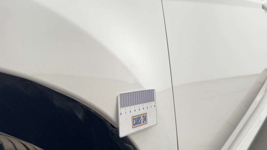 Quarter Panel Front LHS Guard Dent