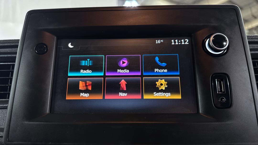 2024 Renault Master Pro Elwb RWD (120kw) L4h3, Manual, 3331 km, Infotainment System