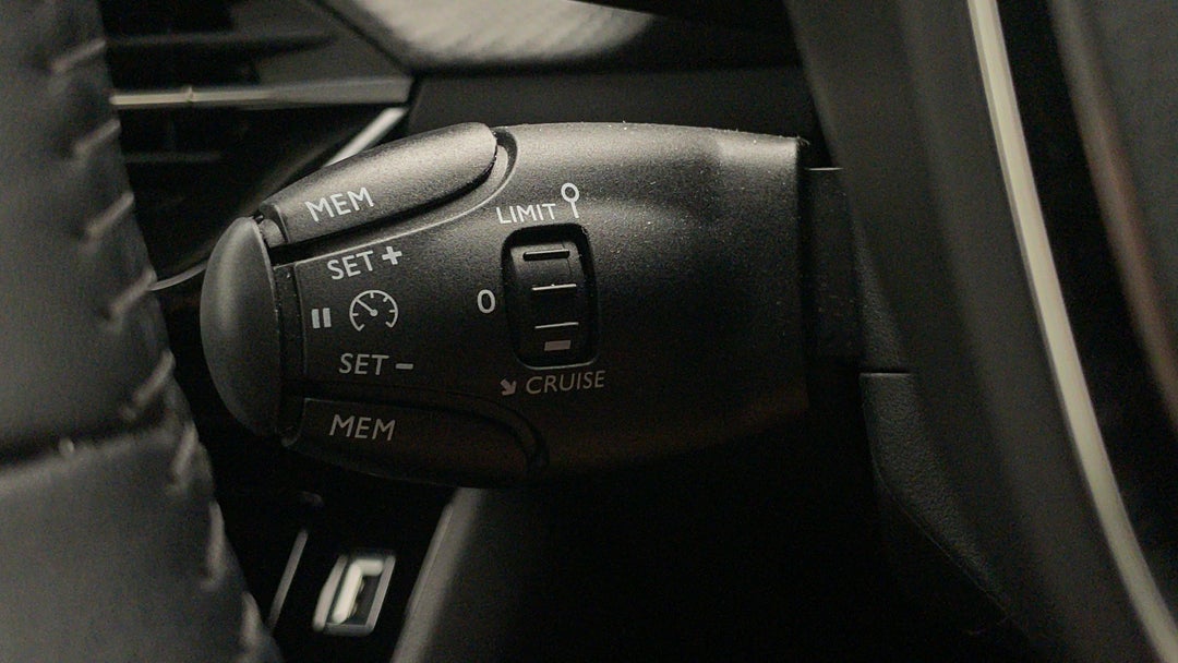 2021 Peugeot 2008 Allure, Automatic, 42075 km, Cruise Control