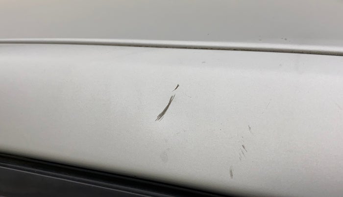 2014 Hyundai Xcent S (O) 1.2, CNG, Manual, 83,876 km, Left B pillar - Slightly dented