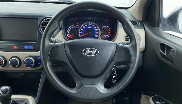 2015 Hyundai Grand i10 MAGNA 1.2 KAPPA VTVT, Petrol, Manual, 27,426 km, Steering Wheel Close Up