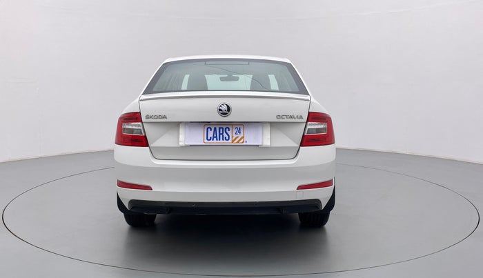 2016 Skoda Octavia AMBITION PLUS 1.8 TSI AT, Petrol, Automatic, 38,959 km, Back/Rear