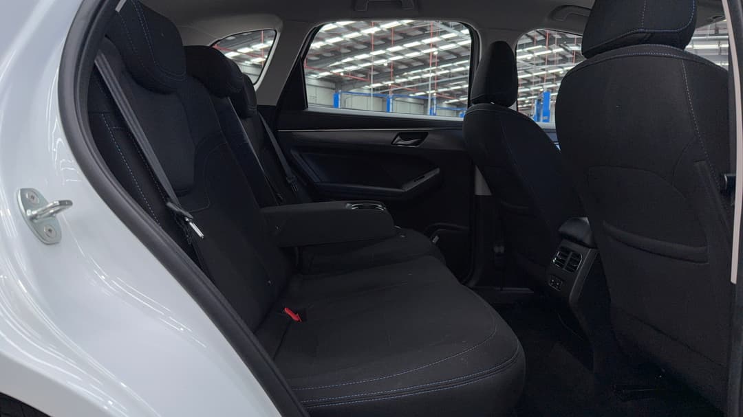 2025 GWM Haval Jolion Premium, Automatic, 26324 km, Right Side Rear Door Cabin View