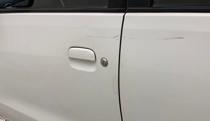 2013 Maruti Wagon R Stingray VXI, Petrol, Manual, 72,777 km, Front passenger door - Minor scratches
