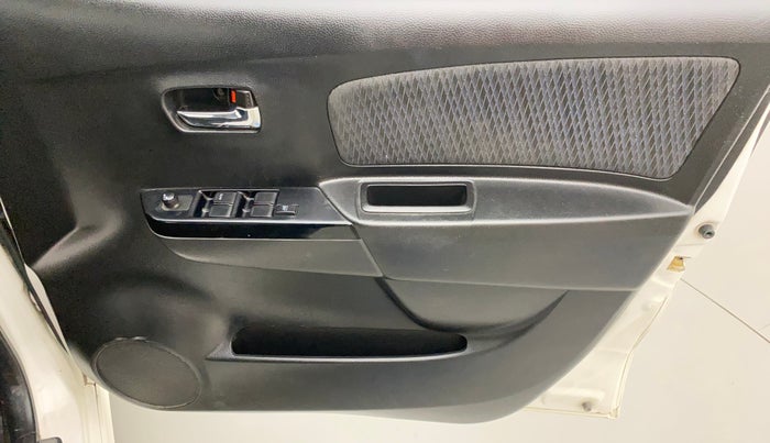 2013 Maruti Wagon R Stingray VXI, Petrol, Manual, 72,777 km, Driver Side Door Panels Control