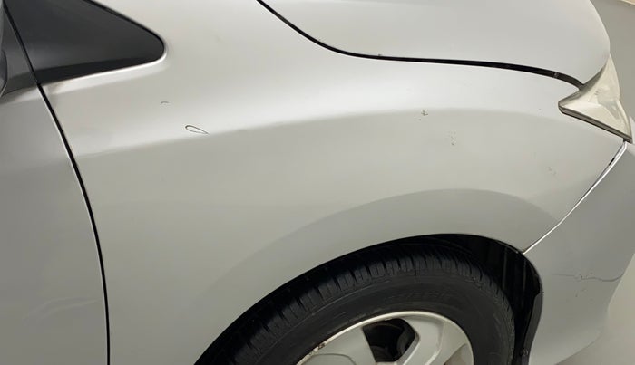 2014 Honda City 1.5L I-VTEC V MT, Petrol, Manual, 70,666 km, Right fender - Slightly dented