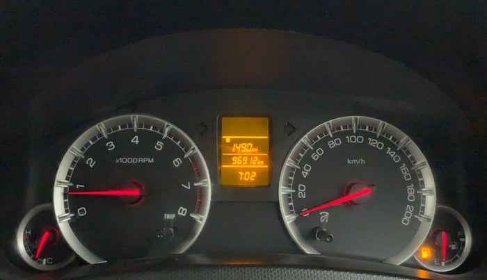 2017 Maruti Swift VXI O, Petrol, Manual, 97,031 km, Odometer Image