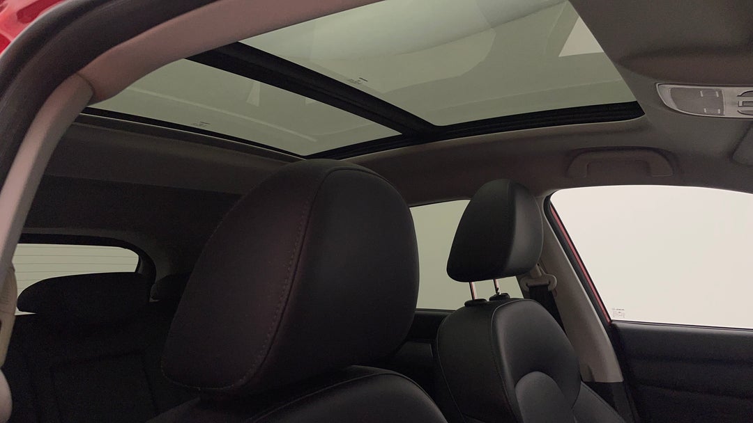 Interior Sunroof/Moonroof