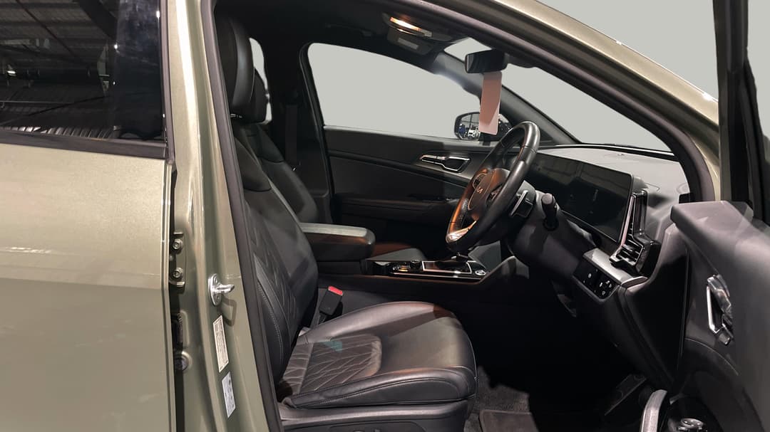 2023 Kia Sportage Sx+ (AWD), Automatic, 29975 km, Right Side Front Door Cabin View