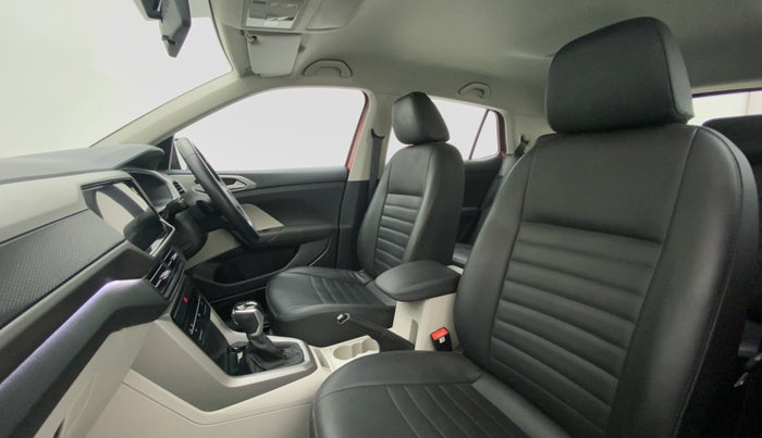 2021 Volkswagen TAIGUN HIGHLINE 1.0 TSI AT, Petrol, Automatic, 8,581 km, Right Side Front Door Cabin
