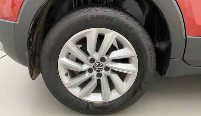 2021 Volkswagen TAIGUN HIGHLINE 1.0 TSI AT, Petrol, Automatic, 8,581 km, Right Rear Wheel