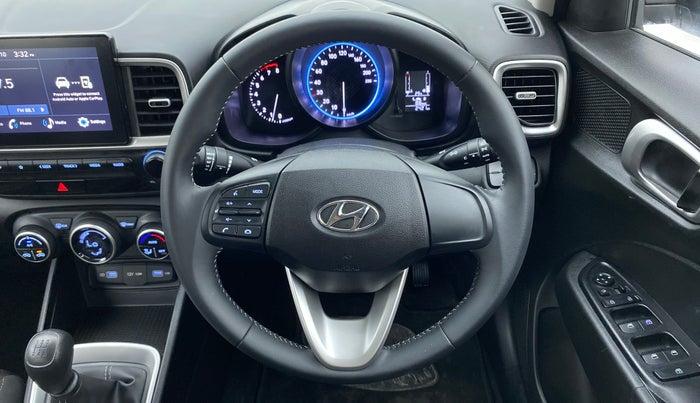 2021 Hyundai VENUE S Plus MT 1.2 Kappa, Petrol, Manual, 2,483 km, Steering Wheel Close Up