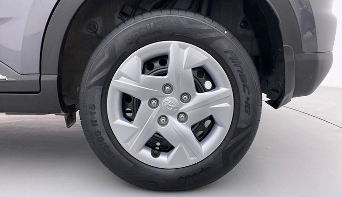 2021 Hyundai VENUE S Plus MT 1.2 Kappa, Petrol, Manual, 2,483 km, Left Rear Wheel