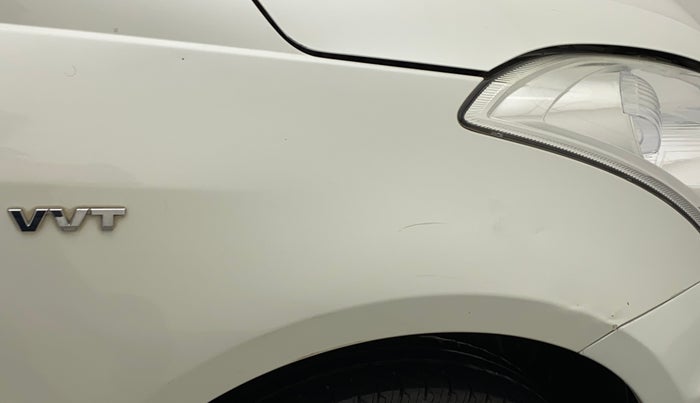 2014 Maruti Swift VXI, Petrol, Manual, 29,653 km, Right fender - Minor scratches
