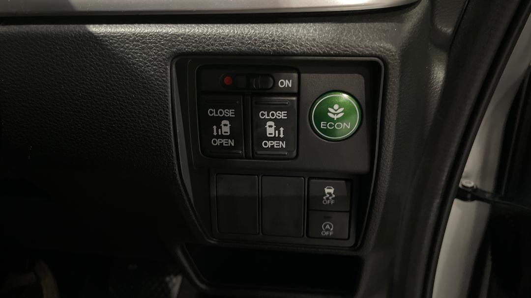 2015 Honda Odyssey Vti-l, Automatic, 112151 km, Utility Switches/Buttons