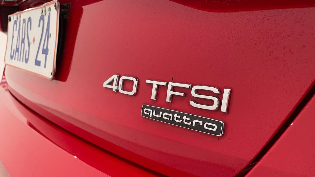 Badge (Boot Right Side)