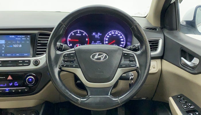 2018 Hyundai Verna 1.6 CRDI SX + AT, Diesel, Automatic, 73,815 km, Steering Wheel Close Up