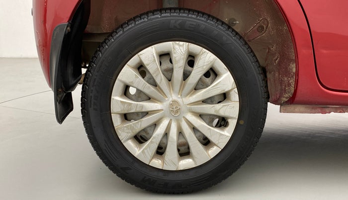 2011 Toyota Etios Liva G, Petrol, Manual, 44,093 km, Right Rear Wheel