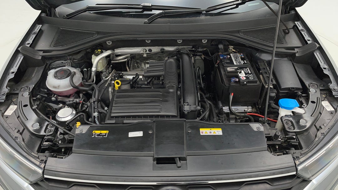 2021 Volkswagen T-roc 110tsi Style, Automatic, 69064 km, Open Bonnet (Engine)