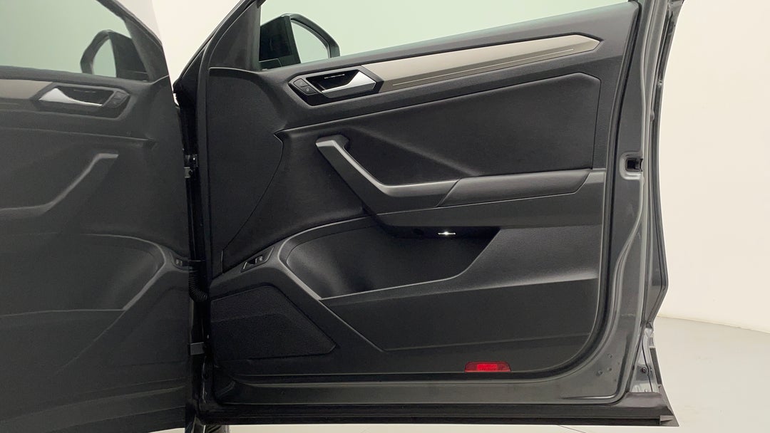 2021 Volkswagen T-roc 110tsi Style, Automatic, 69064 km, Speaker View