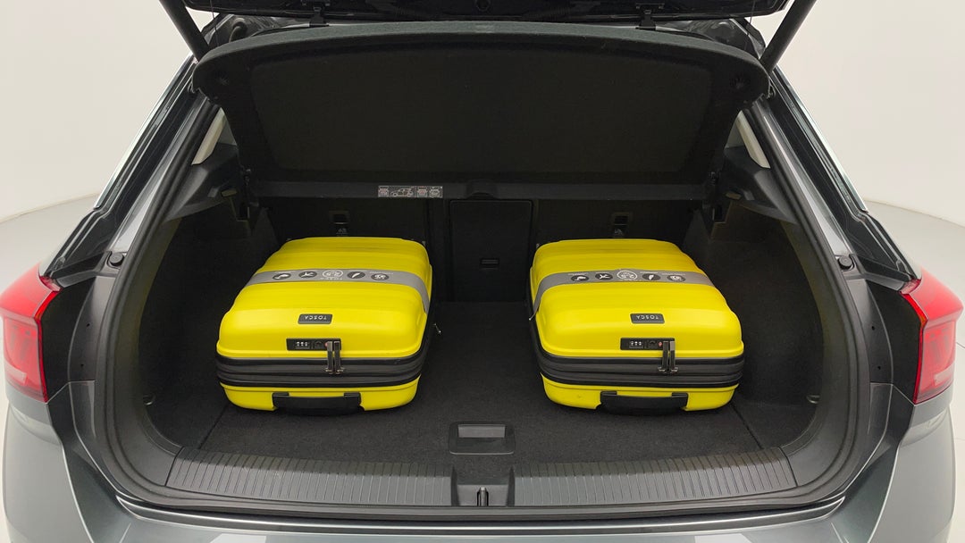 2021 Volkswagen T-roc 110tsi Style, Automatic, 69064 km, Boot Inside View with Luggage