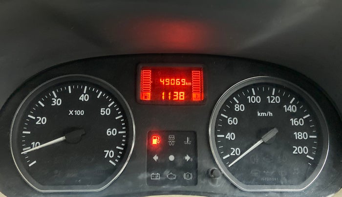 2015 Nissan Terrano XV D THP PREMIUM 110 PS, Diesel, Manual, 49,069 km, Odometer Image
