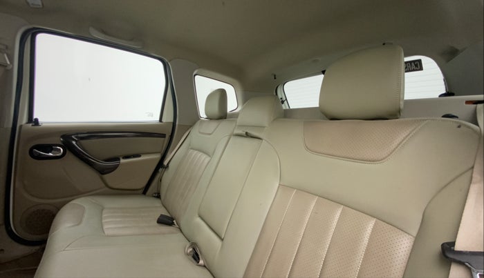 2015 Nissan Terrano XV D THP PREMIUM 110 PS, Diesel, Manual, 49,069 km, Right Side Rear Door Cabin