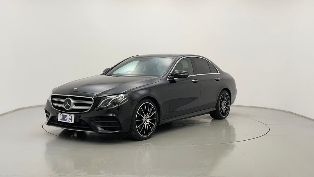 2019 Mercedes-benz E200 E200, Automatic, 47282 km, Left Front Diagonal (45- Degree) View