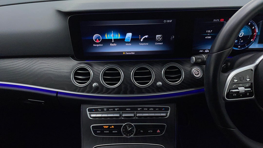 2019 Mercedes-benz E200 E200, Automatic, 47282 km, Center Console