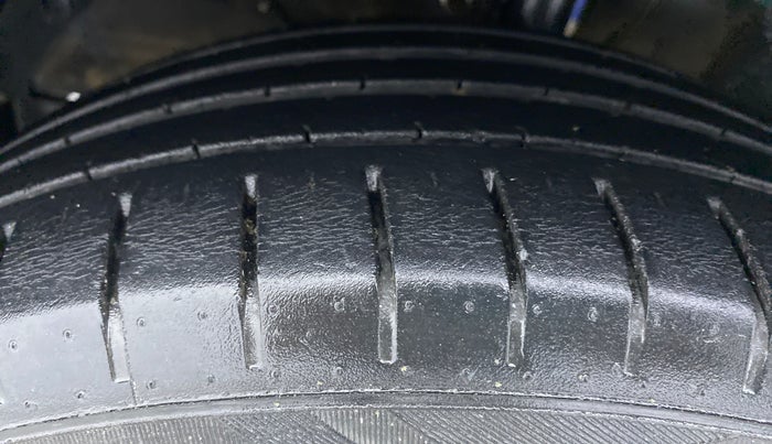 2018 Maruti Baleno ZETA 1.2 K12, Petrol, Manual, 22,778 km, Left Front Tyre Tread