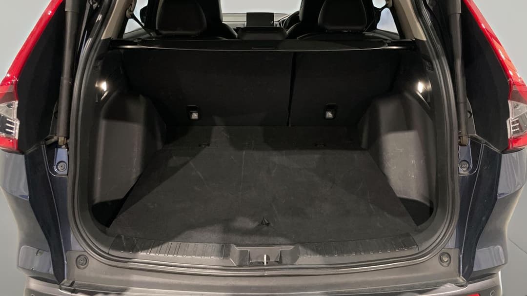 2024 Honda CR-V Vti L (AWD) 5 Seats, Automatic, 26954 km, Boot Inside View