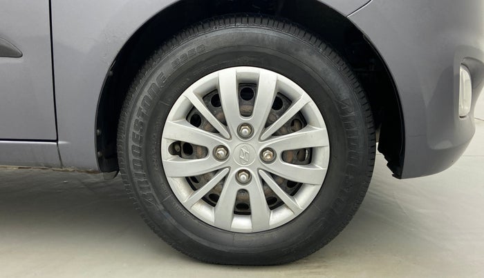 2015 Hyundai i10 SPORTZ 1.1 IRDE2, Petrol, Manual, 34,811 km, Right Front Wheel
