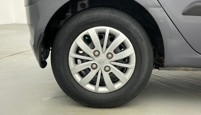 2015 Hyundai i10 SPORTZ 1.1 IRDE2, Petrol, Manual, 34,811 km, Right Rear Wheel