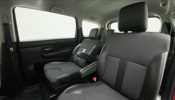 2020 Maruti XL6 ZETA AT SHVS, Petrol, Automatic, 23,304 km, Reclining Back Row Seats