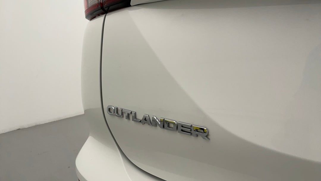 Badge (Boot Left Side)