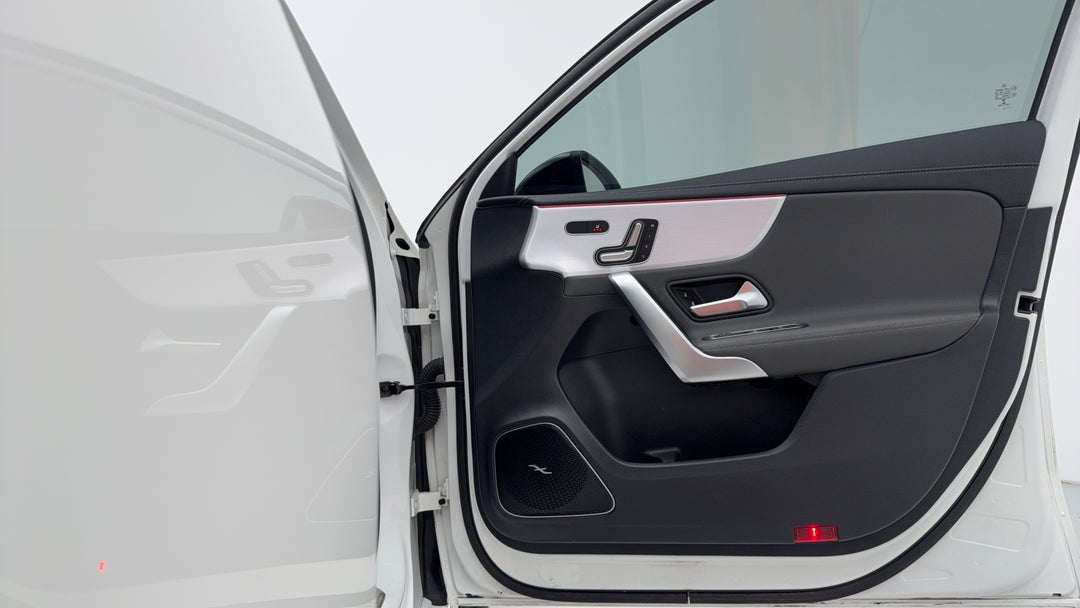 2021 Mercedes-amg A45 S 4matic+, Automatic, 68007 km, Speaker View