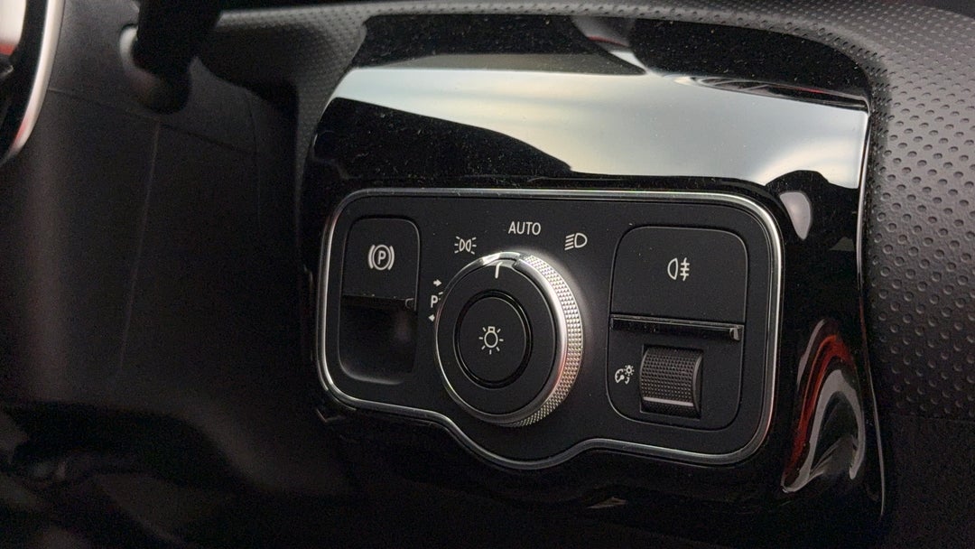 2021 Mercedes-amg A45 S 4matic+, Automatic, 68007 km, Utility Switches/Buttons