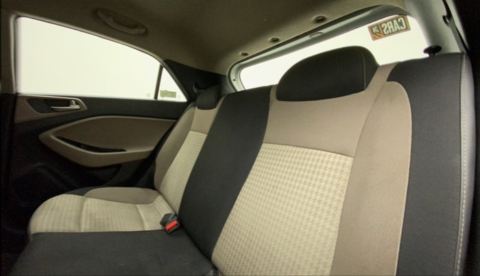 2019 Hyundai Elite i20 MAGNA PLUS 1.4 CRDI, Diesel, Manual, 65,259 km, Right Side Rear Door Cabin