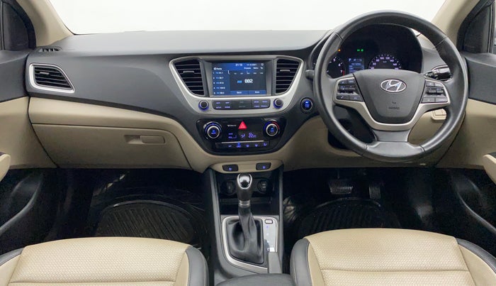2017 Hyundai Verna 1.6 SX VTVT AT (O), Petrol, Automatic, 29,635 km, Dashboard View